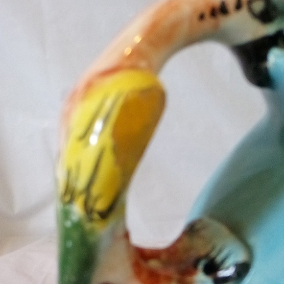 Italian pottery vase or pitcher parrot bird handle handcrafted vintage 8" 2 lite - Picture 8 of 9